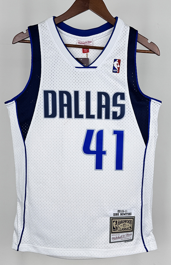 Dallas 10-11 season &NOWITZKI 41