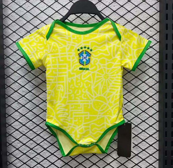 2024-25 Brazil home Baby